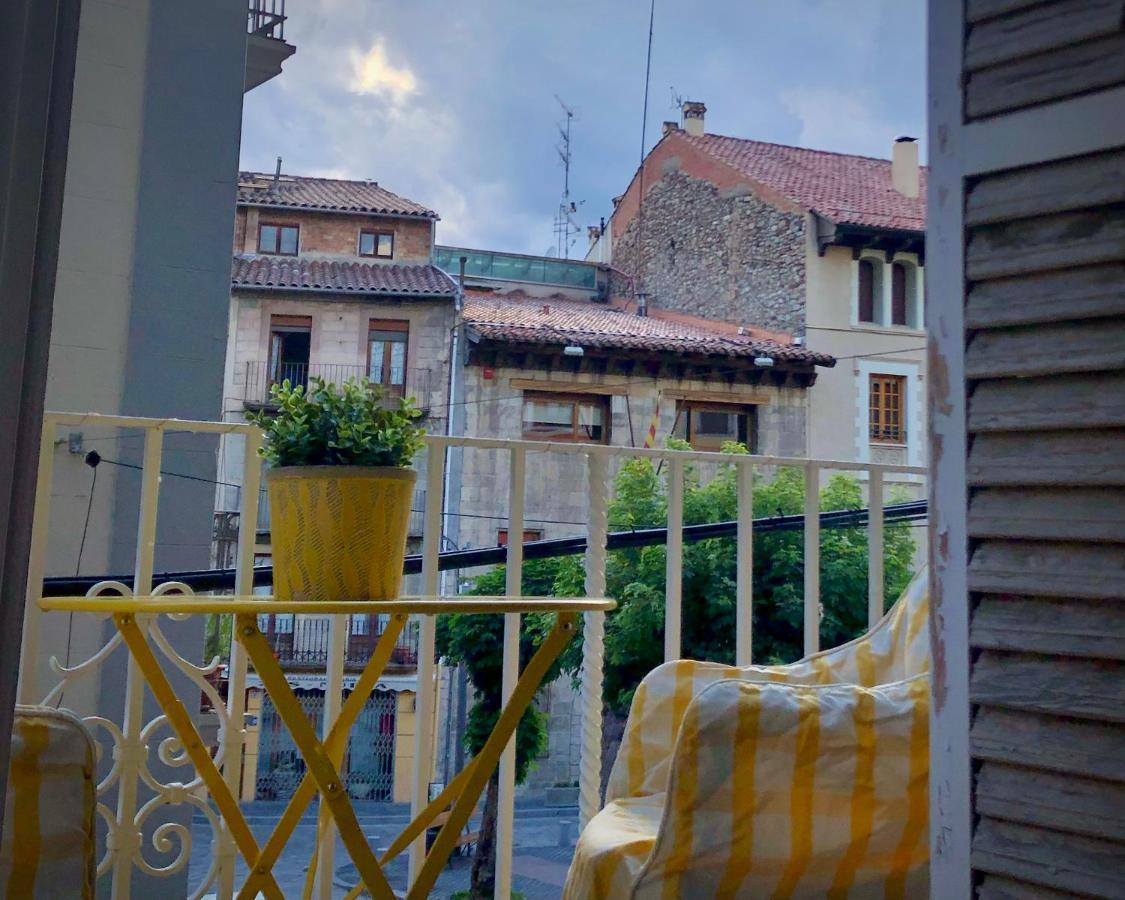 Maison Biscuit. Apartament A La Placa De La Vila Camprodon Zewnętrze zdjęcie