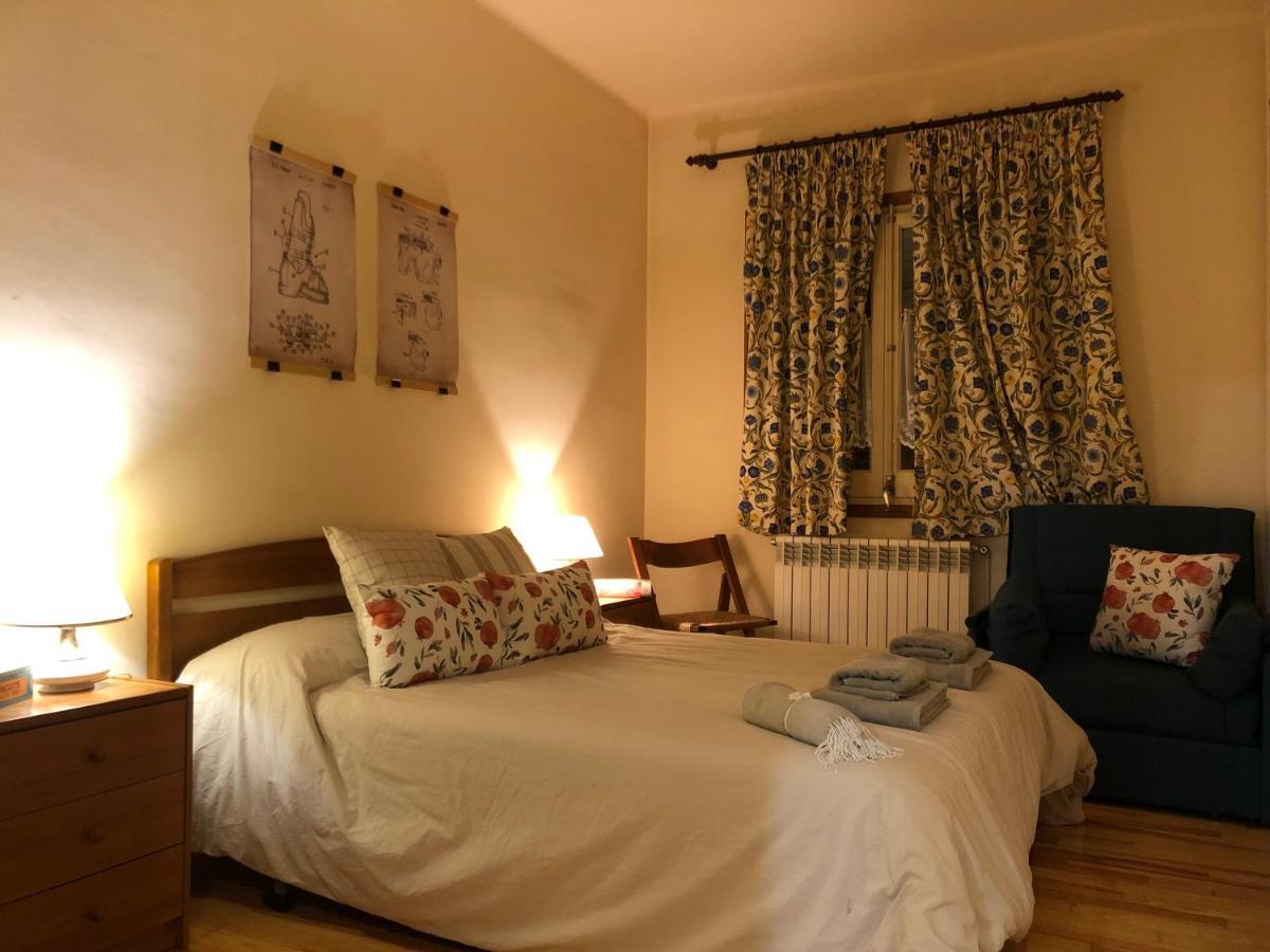 Maison Biscuit. Apartament A La Placa De La Vila Camprodon Zewnętrze zdjęcie